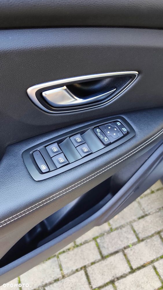 Renault Scenic - 22