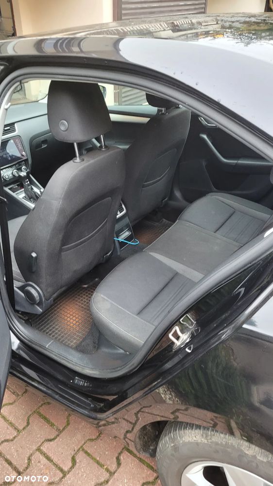 Skoda Octavia 1.6 TDI Ambition - 8