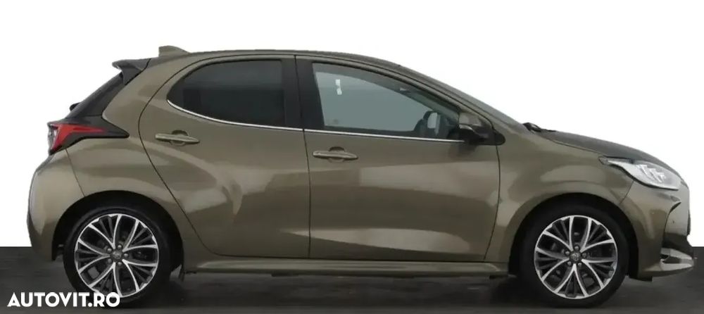 Toyota Yaris 1.5 VVT-i HSD Dynamic Plus - 3