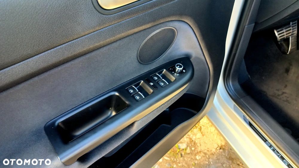 Volkswagen Golf Plus - 7