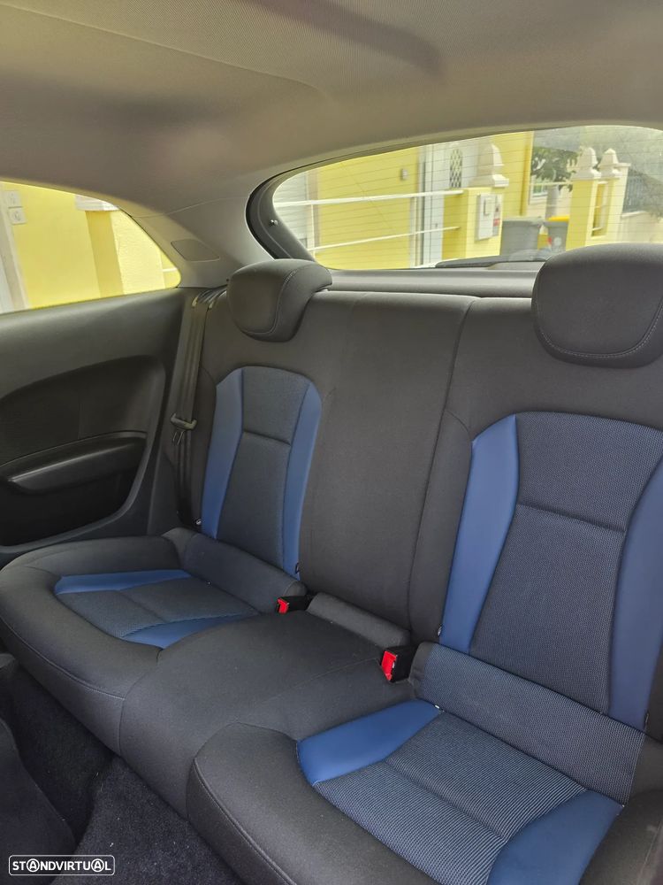 Audi A1 1.4 TFSI S tronic design - 6