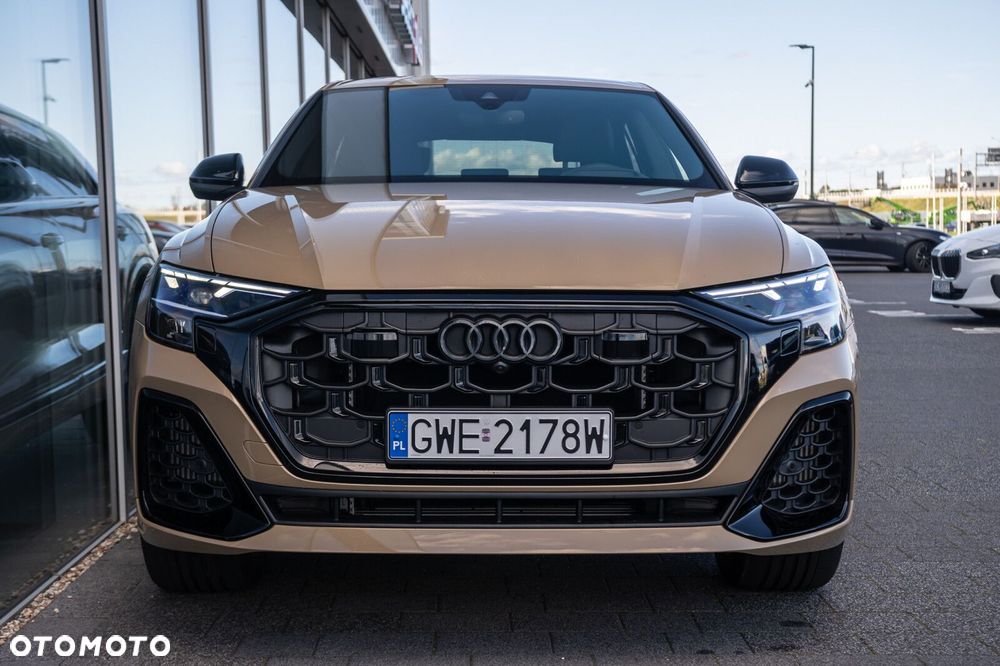 Audi Q8 - 2