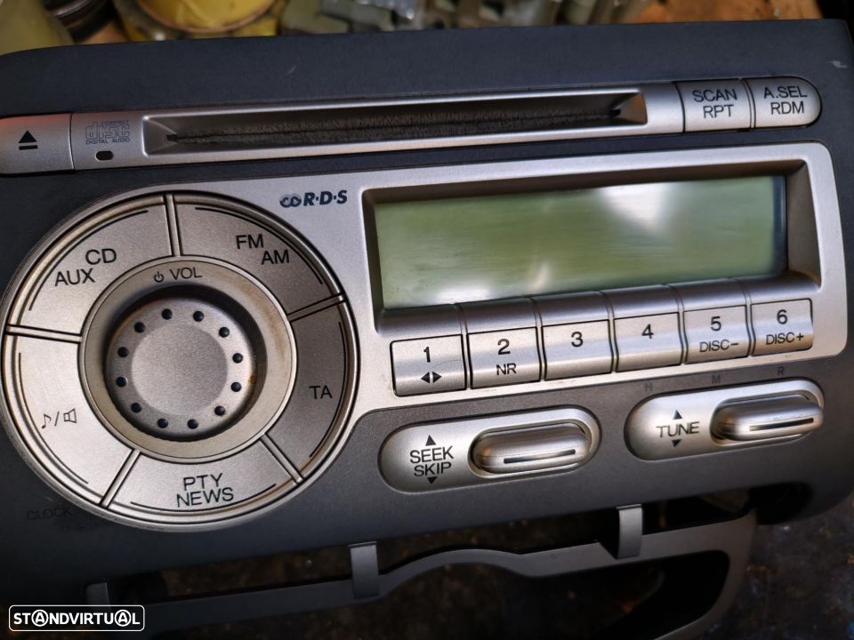 HONDA JAZZ RÁDIO R010 - 2