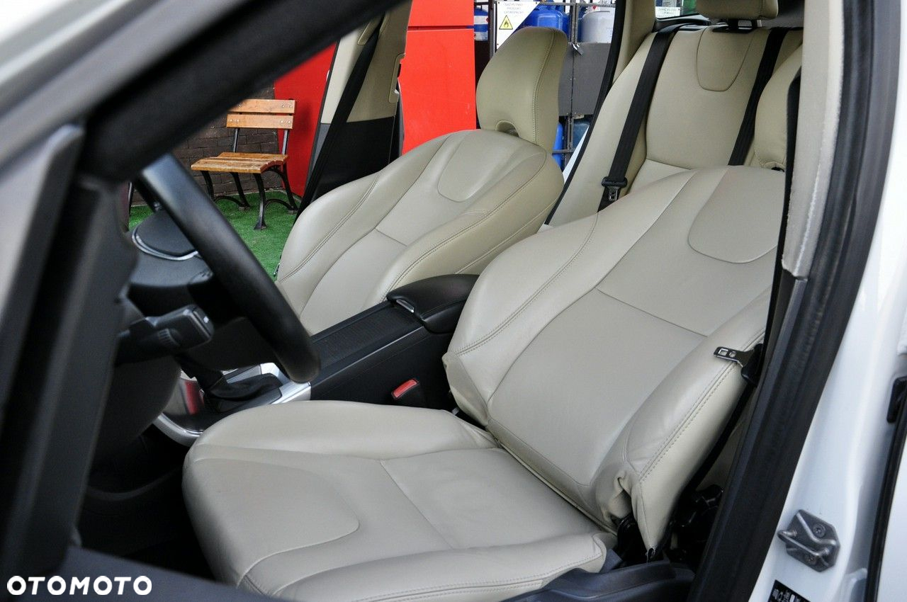 Volvo XC 60 D4 Drive-E Momentum - 10