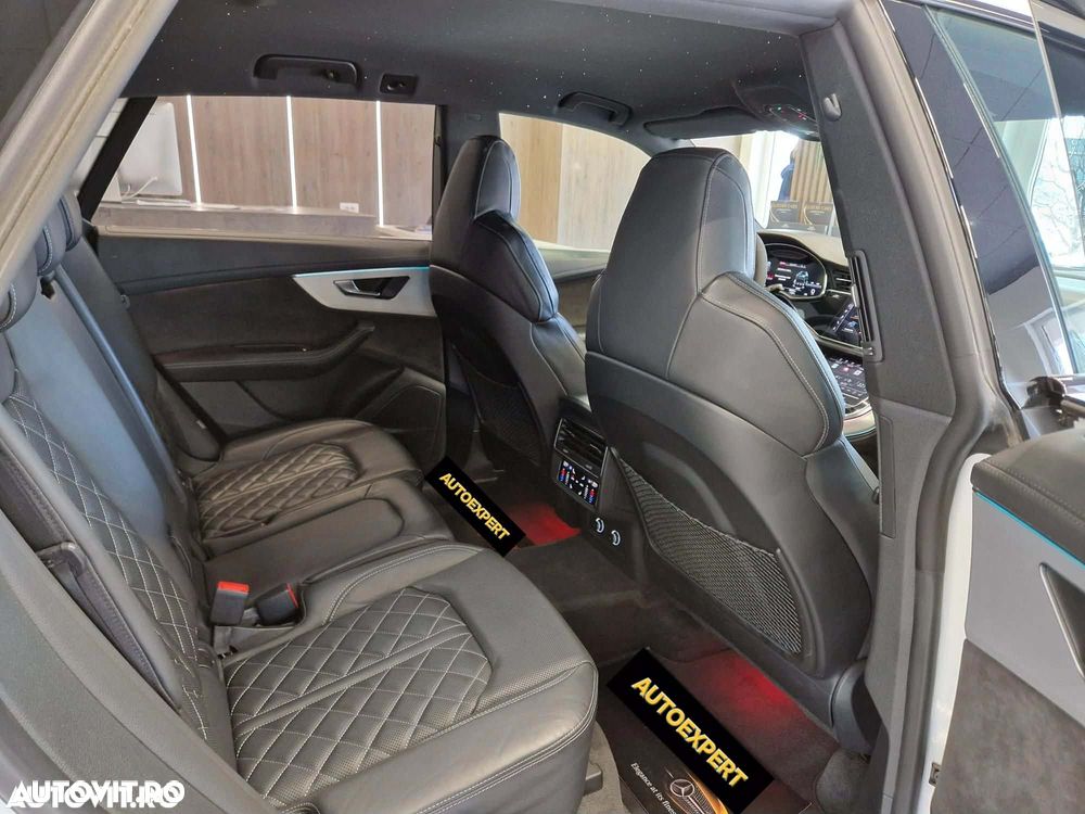Audi Q8 - 15