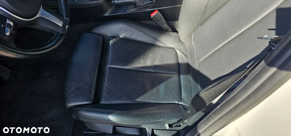 BMW Seria 1 118i Edition M Sport Shadow - 23