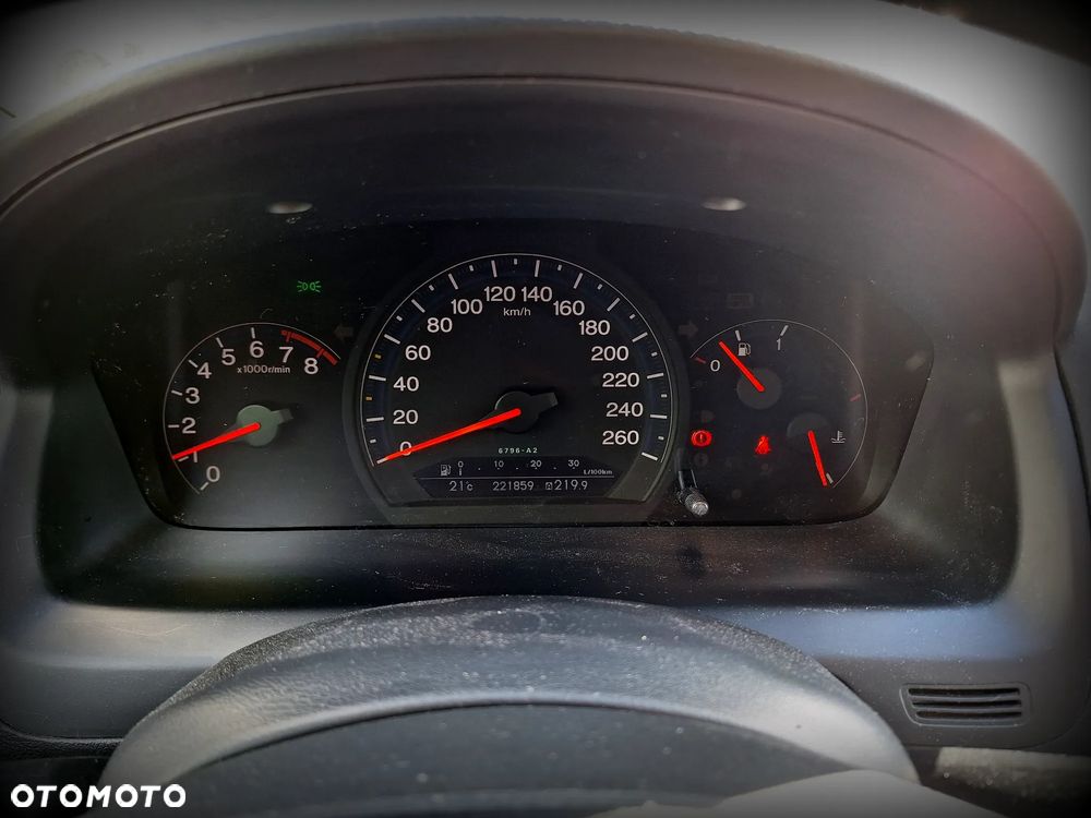 Honda Accord 2.0 Executive - 11