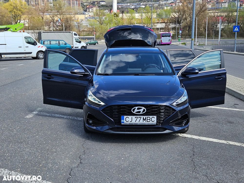 Hyundai i30 1.5 T-GDI 140CP M/T MHEV Highway - 9