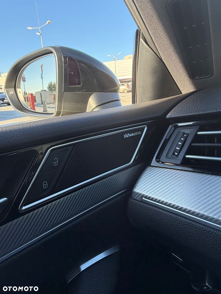 Volkswagen Arteon 2.0 TSI 4Motion R-Line DSG - 19