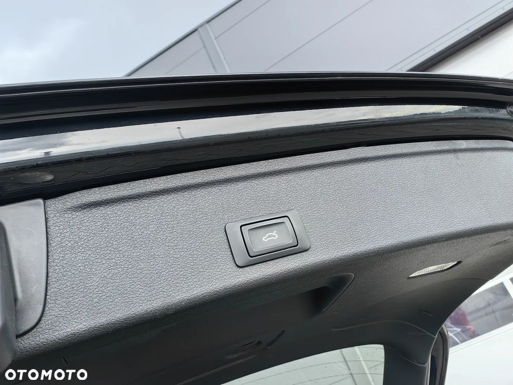 Audi A4 Avant 2.0 TDI DPF clean diesel quattro S line Sportpaket - 26