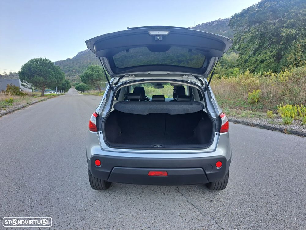 Nissan Qashqai 1.5 dCi Tekna Premium 18 129g - 32
