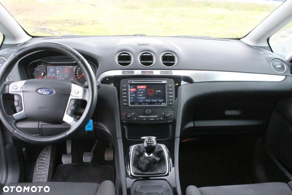 Ford S-Max 2.0 TDCi DPF Titanium - 25