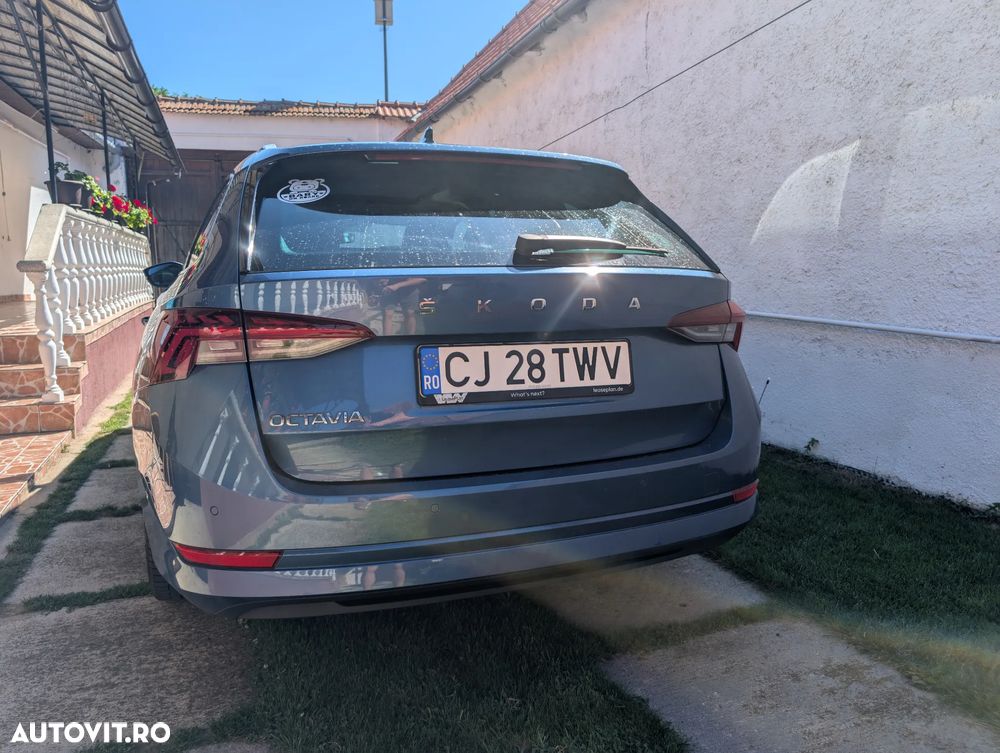 Skoda Octavia Combi 2.0 TDI DSG Exclusive Plus - 15