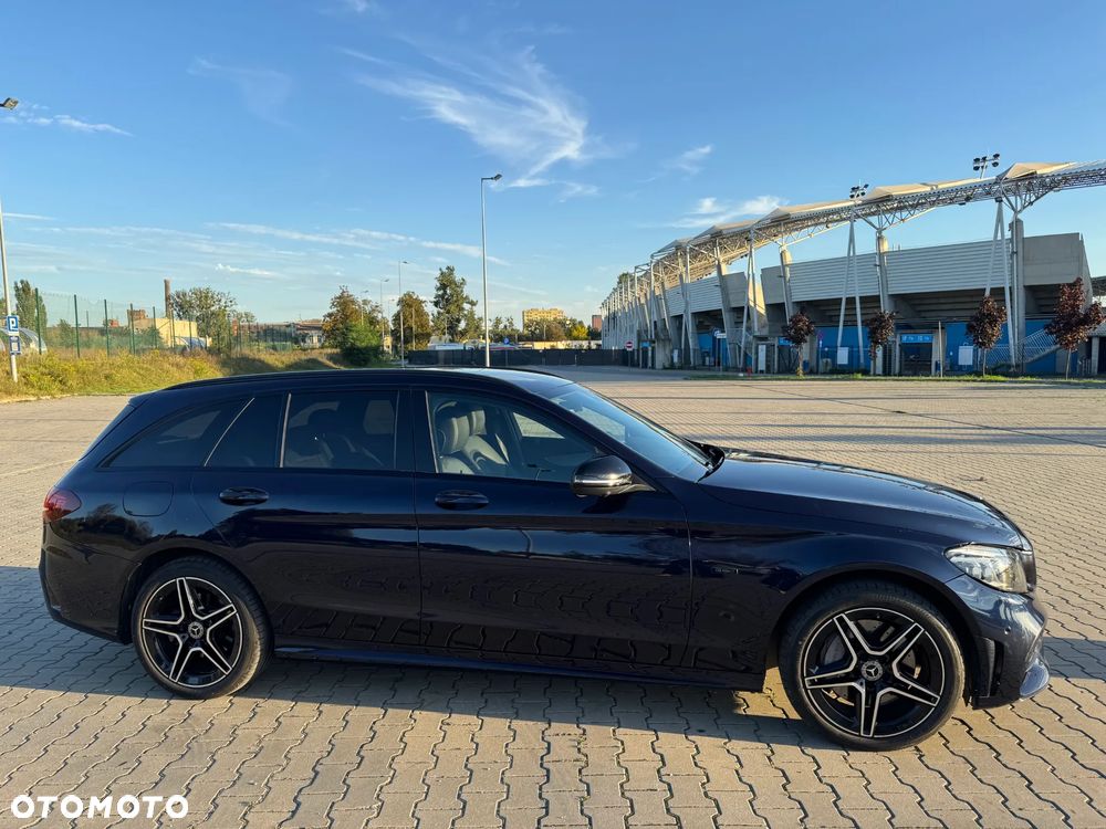 Mercedes-Benz Klasa C - 2