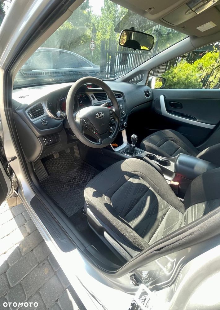 Kia Ceed 1.6 CRDi M - 12