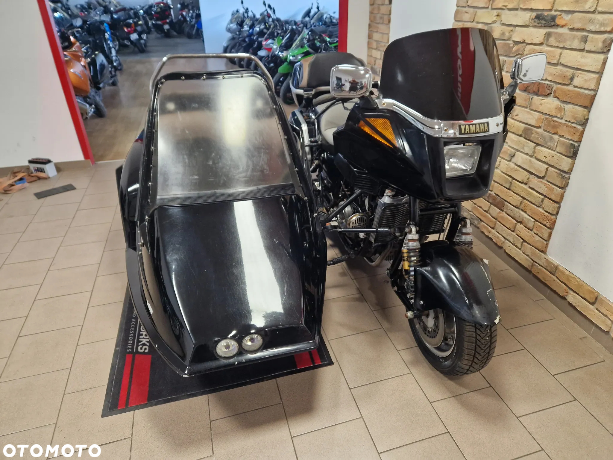 Yamaha XVZ - 25