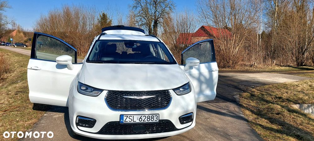 Chrysler Pacifica - 14