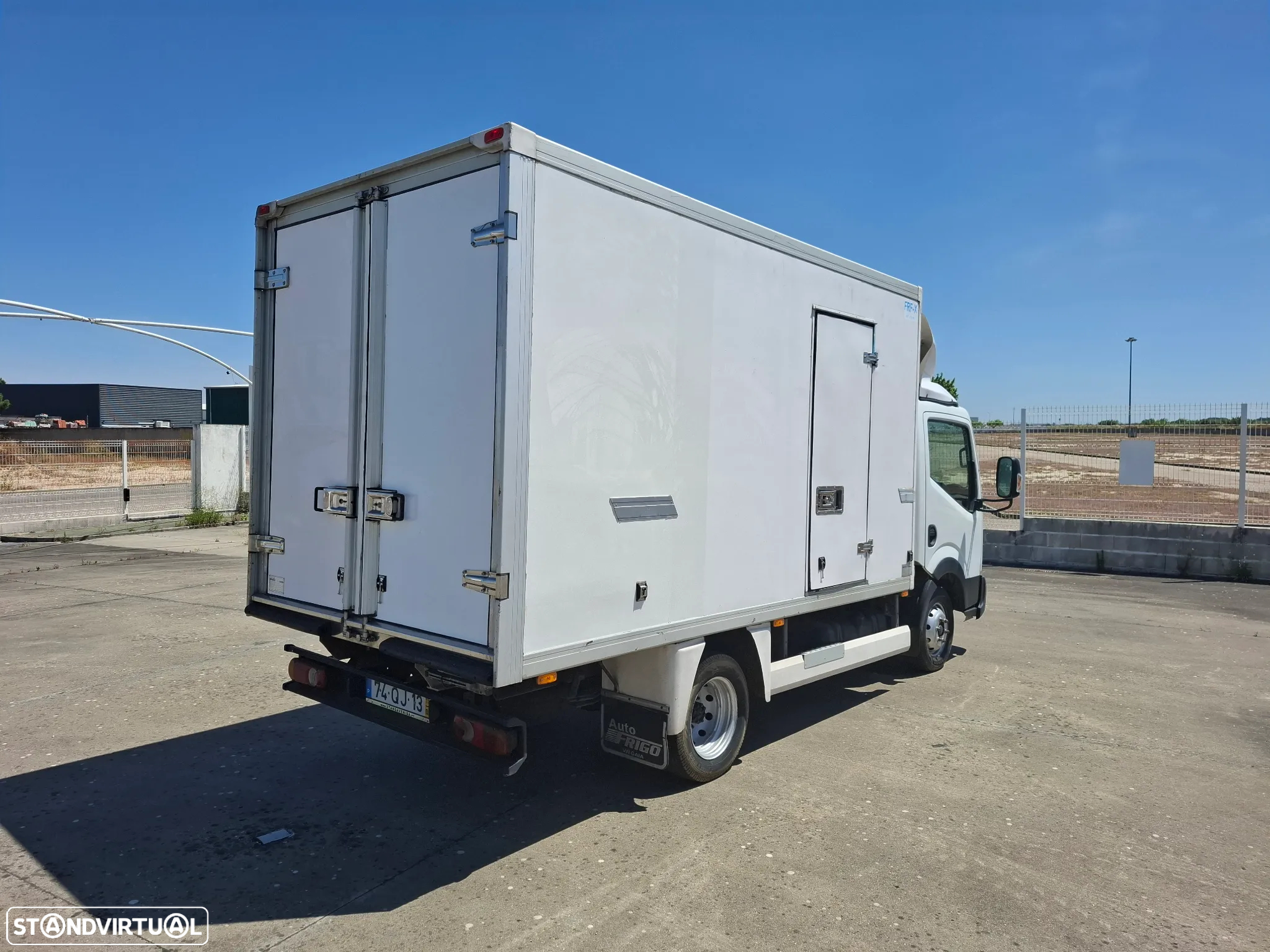Nissan Cabstar NT400 - 12
