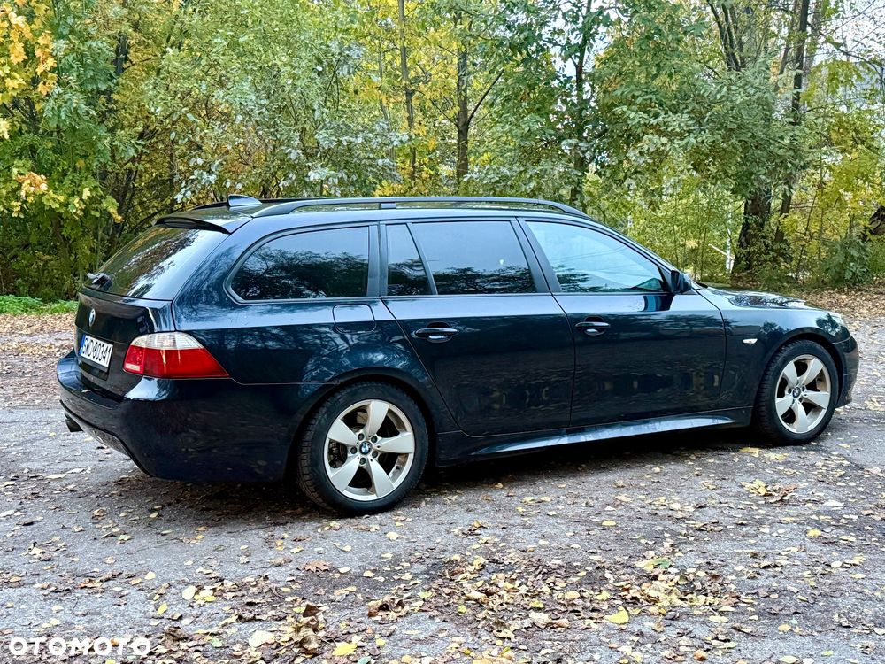 BMW Seria 5 525i - 4