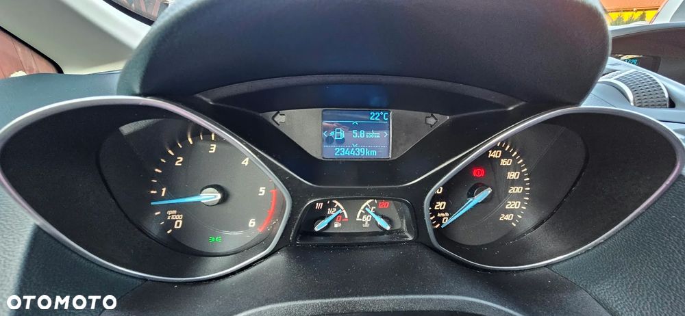 Ford Grand C-MAX - 27