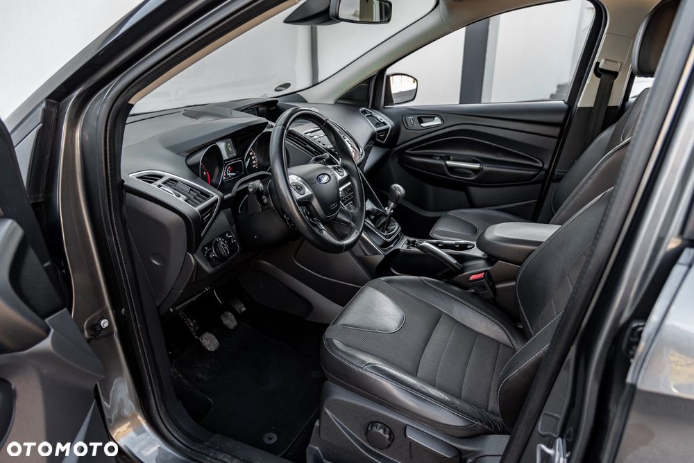 Ford Kuga 2.0 TDCi 4x4 Trend - 18