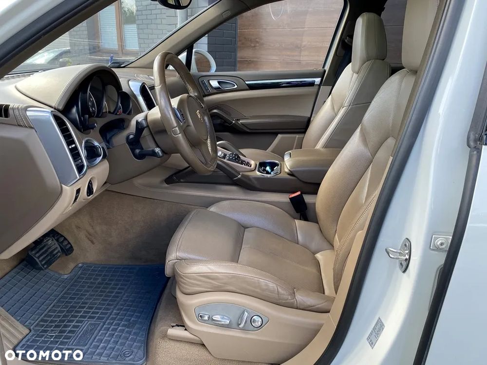 Porsche Cayenne Diesel Platinum Edition - 24