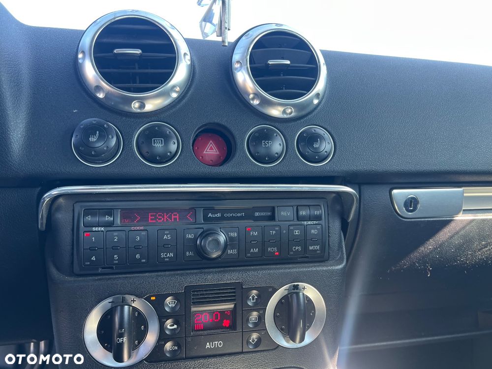 Audi TT Roadster - 13