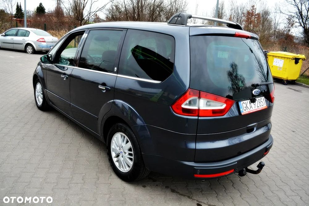 Ford Galaxy 2.0 Ghia - 16