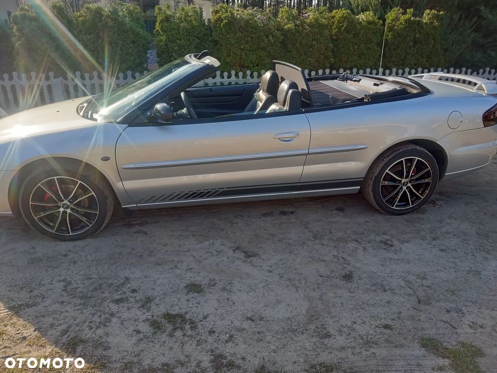 Chrysler Sebring - 13