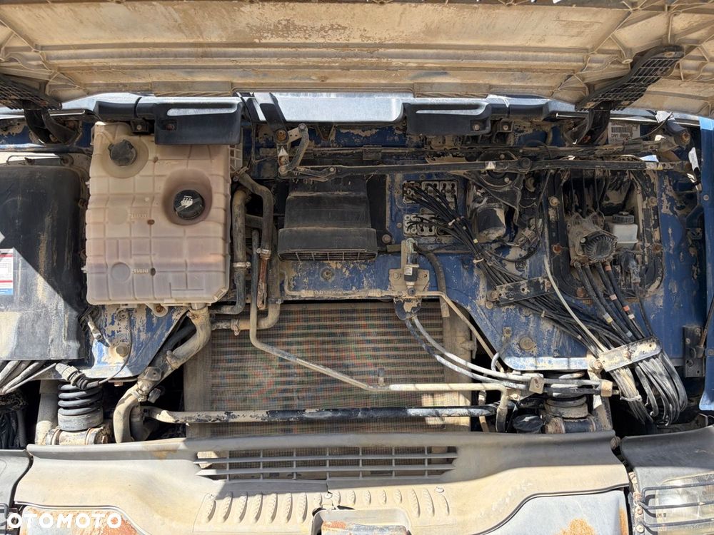 Renault Kerax 420.40 P 8X4 - 40