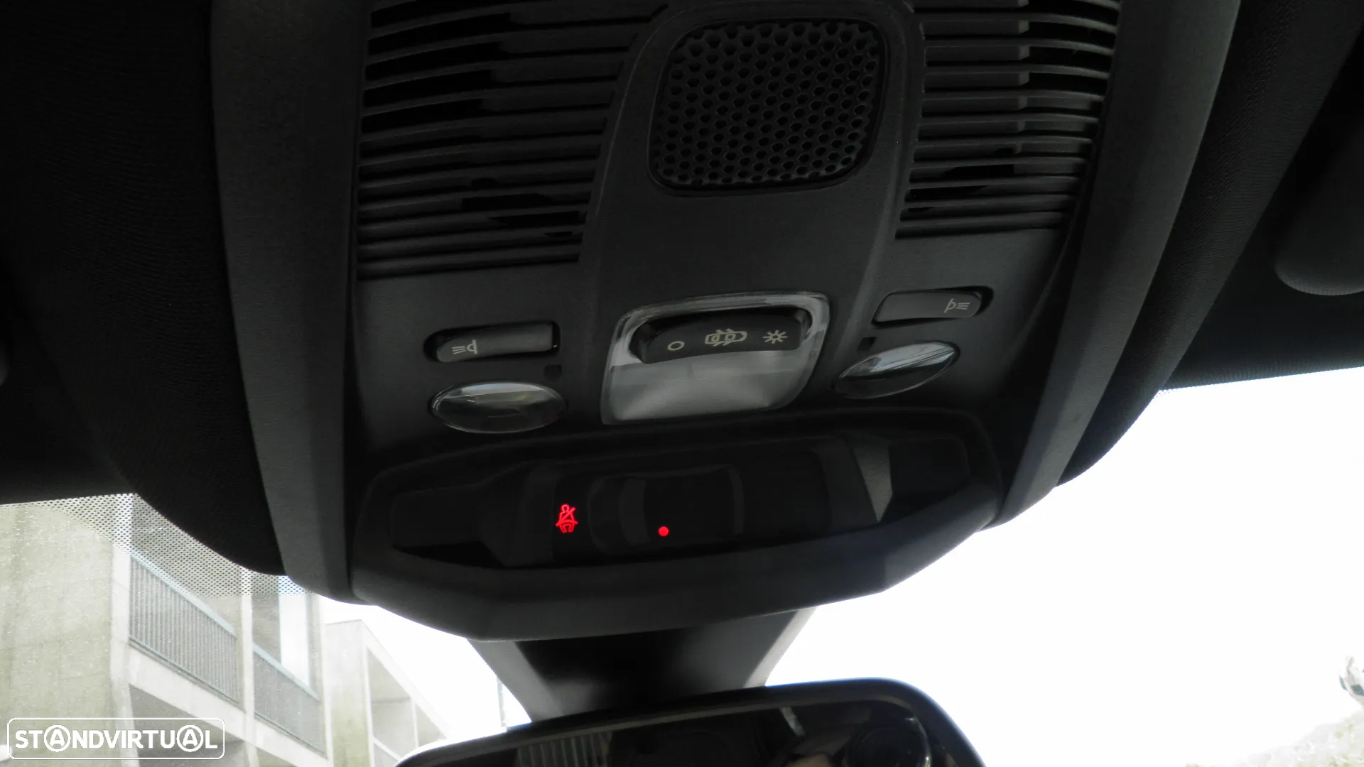 Peugeot 3008 1.5 BlueHDi Allure Pack EAT8 - 35