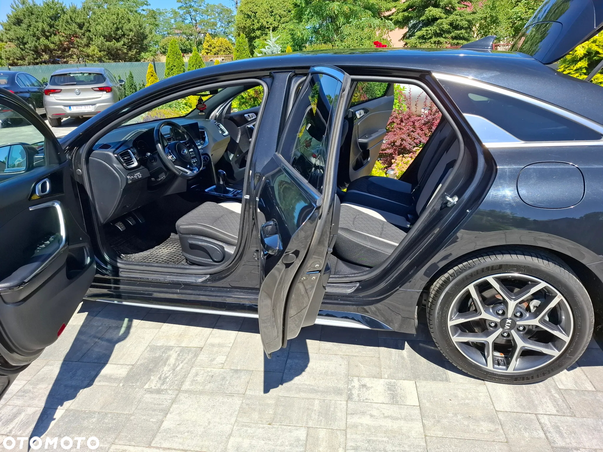 Kia ProCeed 1.5 T-GDI GT Line - 24
