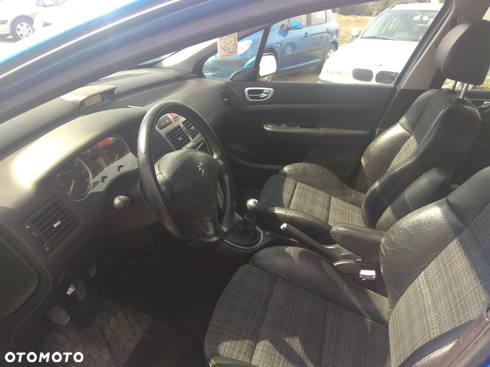 Peugeot 307 2.0 Premium - 7