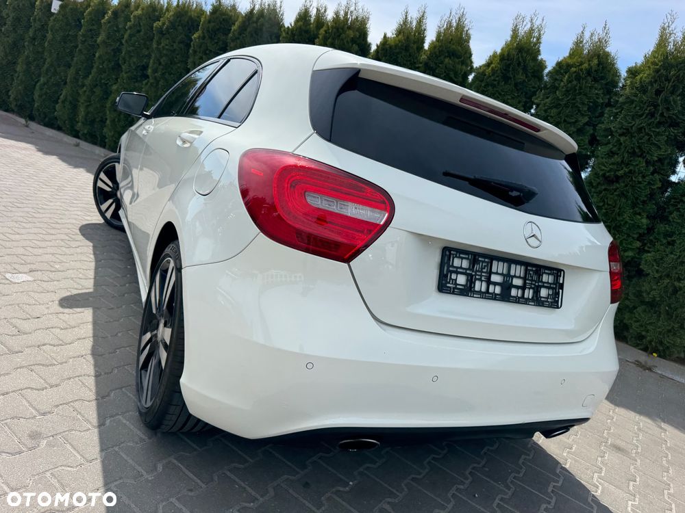 Mercedes-Benz Klasa A 200 7G-DCT Activity Edition - 22