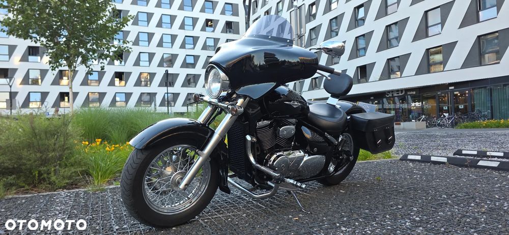 Suzuki Intruder - 23