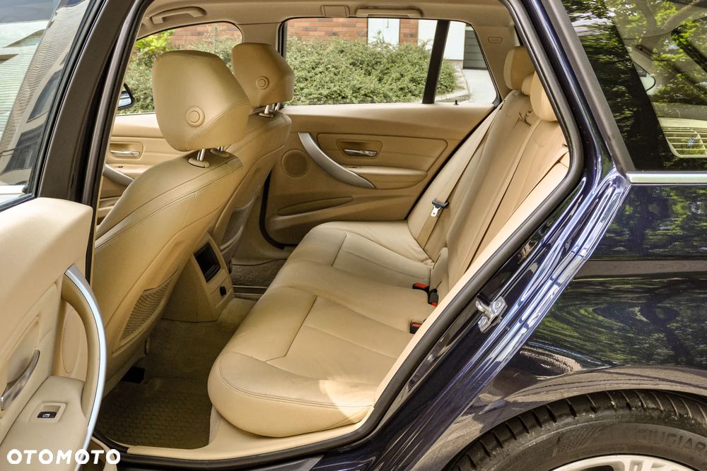 BMW Seria 3 - 8
