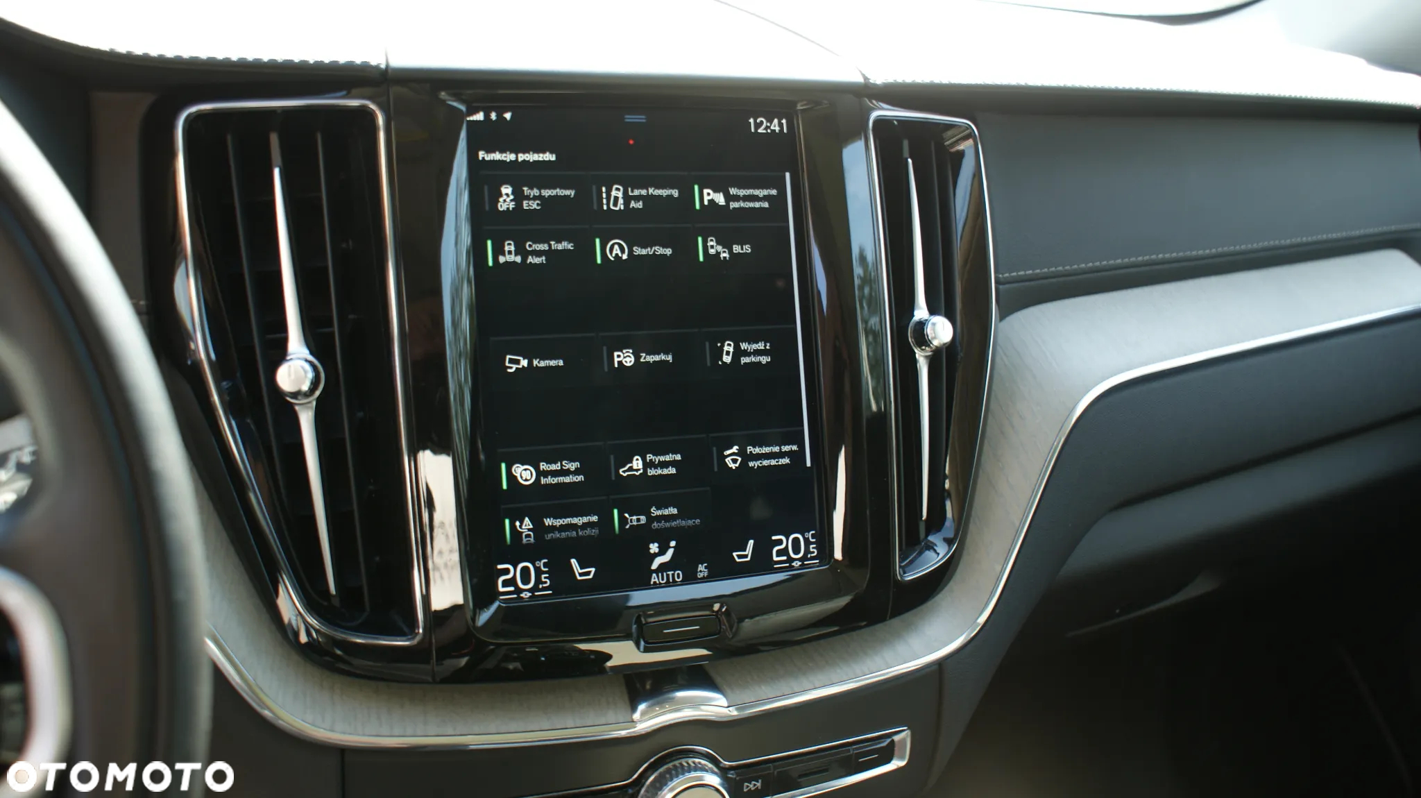 Volvo XC 60 T6 AWD Inscription - 26