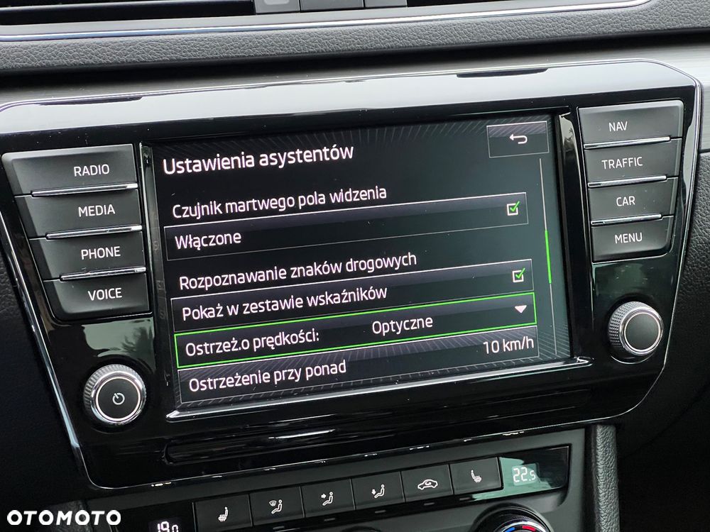Skoda Superb 1.6 TDI Style DSG - 28