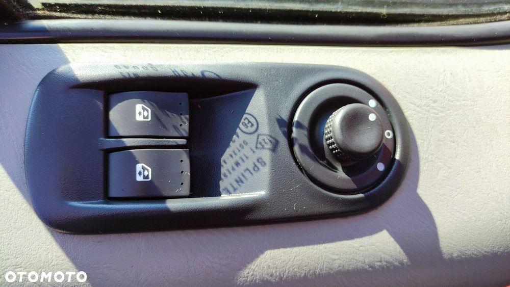 Opel Vivaro - 25