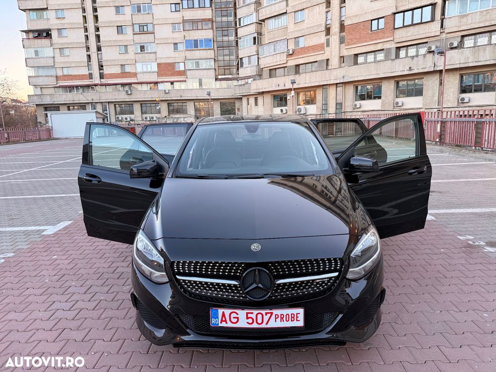 Mercedes-Benz B 180 - 1