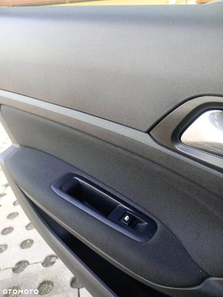 Peugeot 308 1.6 BlueHDi Active S&S - 11