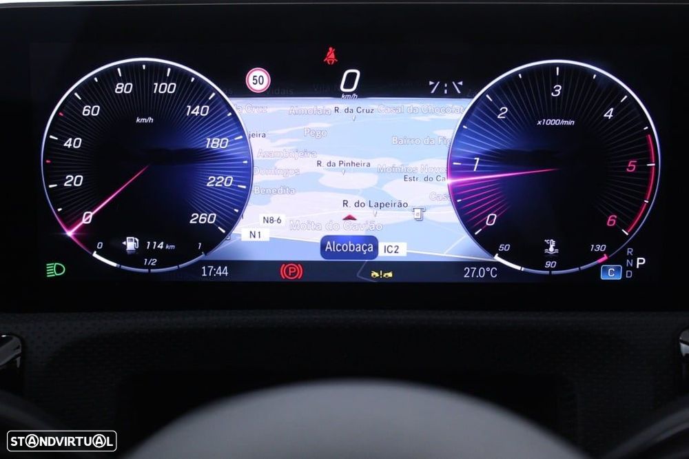 Mercedes-Benz CLA 180 d Shooting Brake AMG Line Aut. - 26