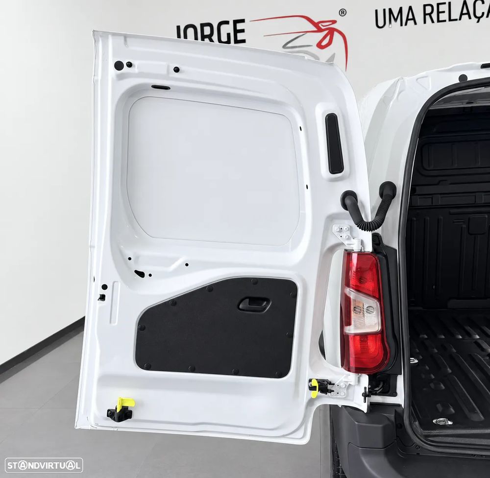 Opel COMBO 1.5 CDTI L1H1 102 CV - 3 LUGARES - IVA DEDUTIVEL - 44
