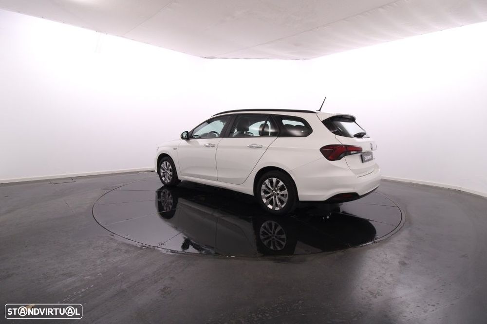 Fiat Tipo Station Wagon 1.3 M-Jet Lounge Tech - 4