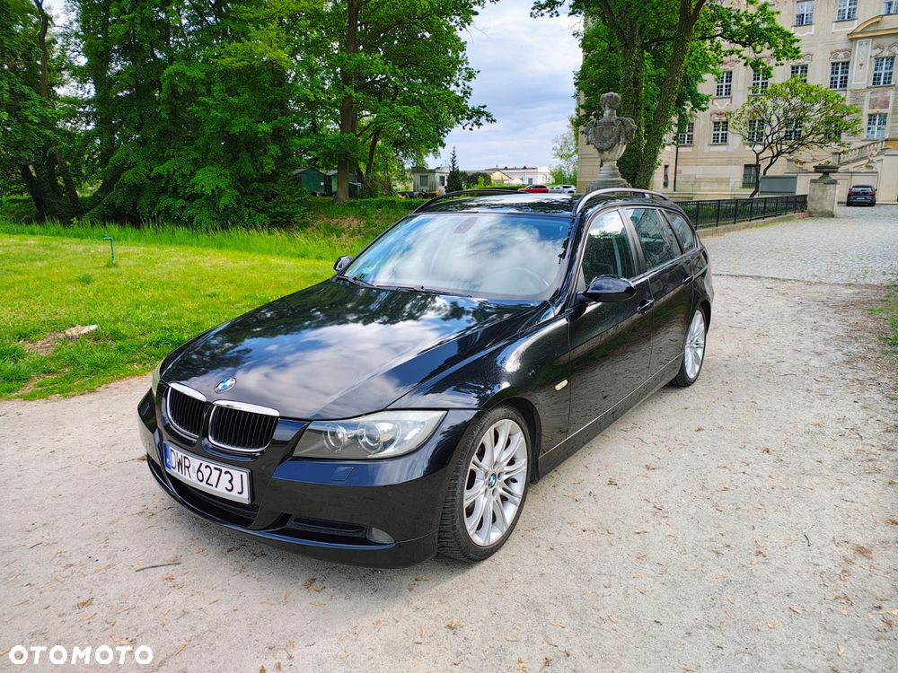 BMW Seria 3 318i - 3