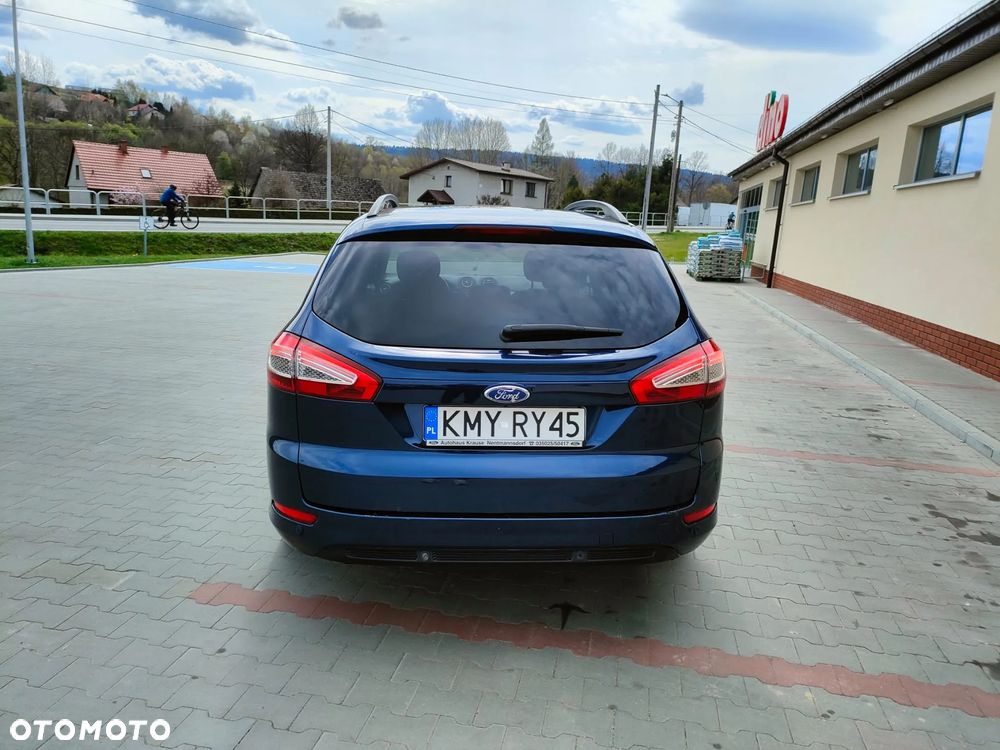 Ford Mondeo - 4