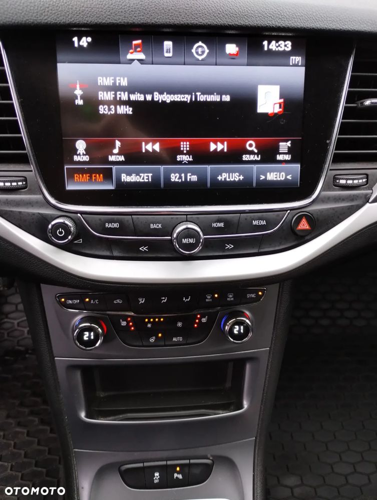 Opel Astra V 1.4 T Enjoy - 10