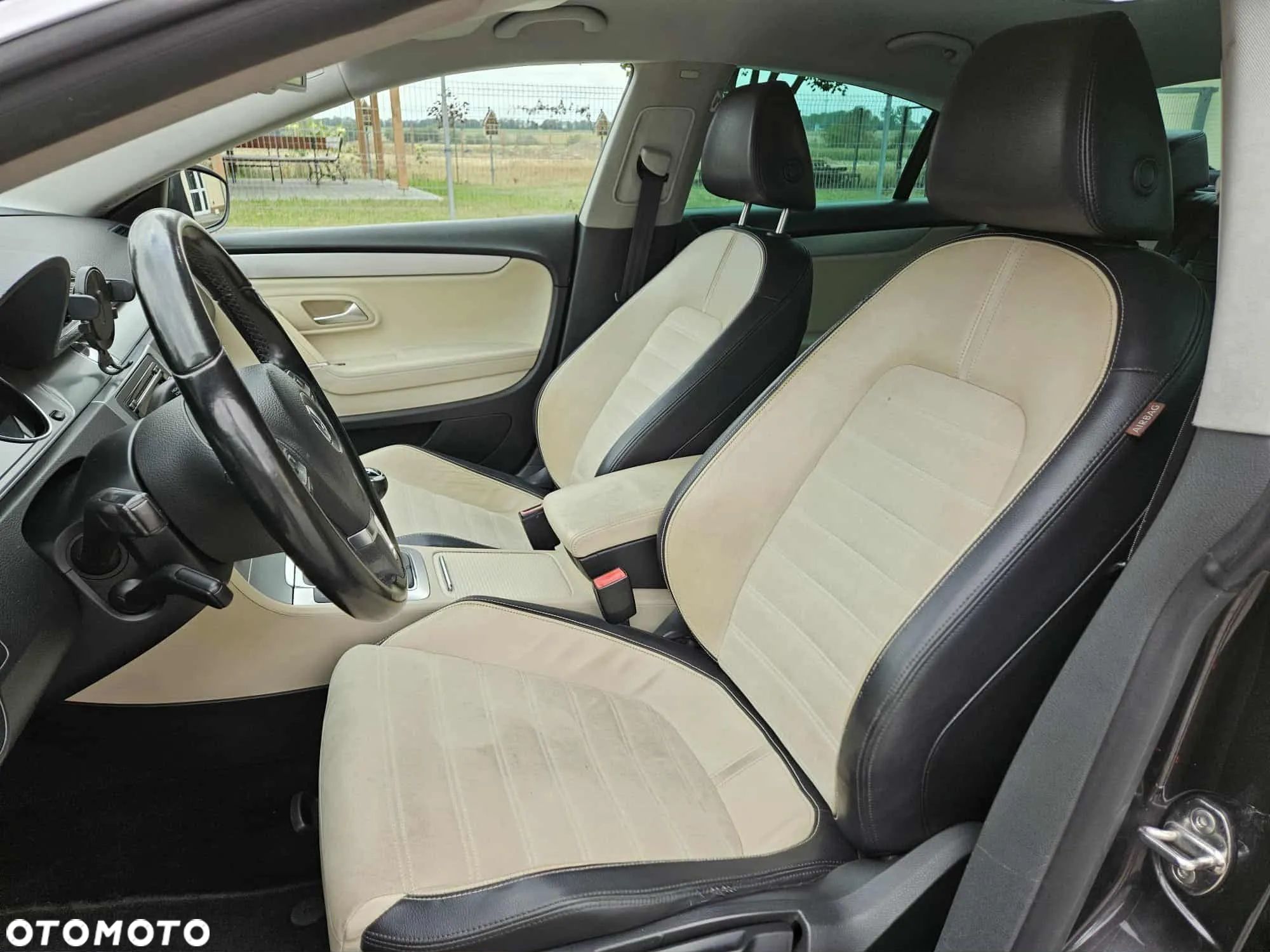 Volkswagen Passat CC - 1