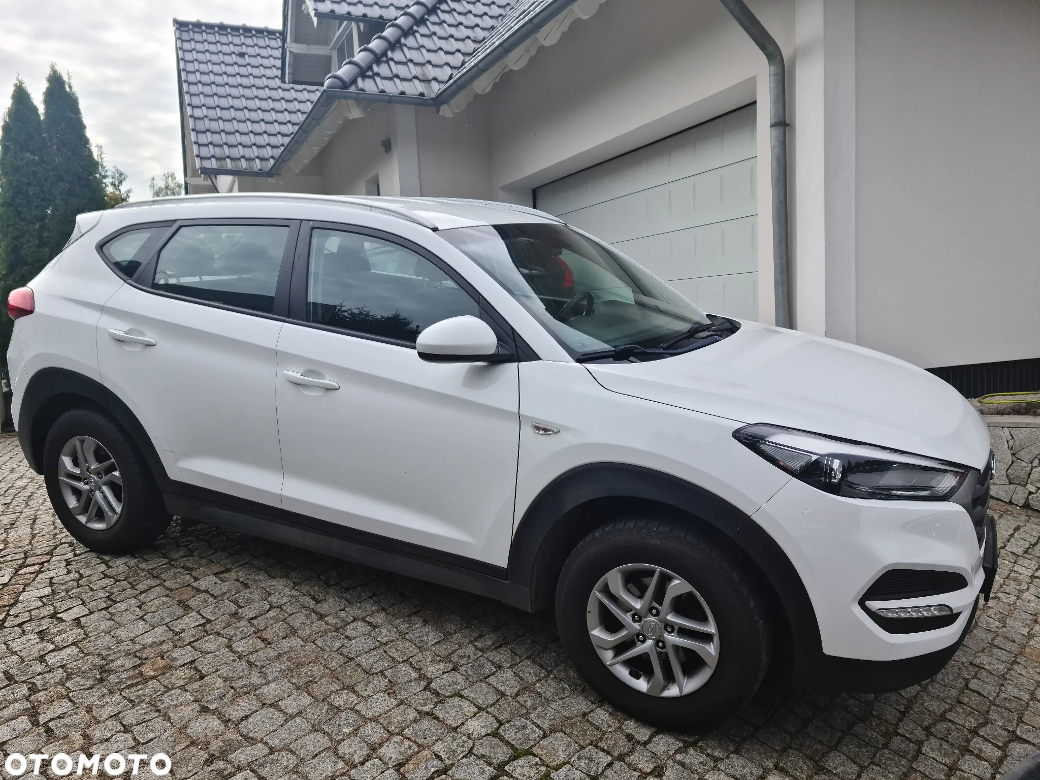 Hyundai Tucson blue 1.7 CRDi 2WD Style - 8