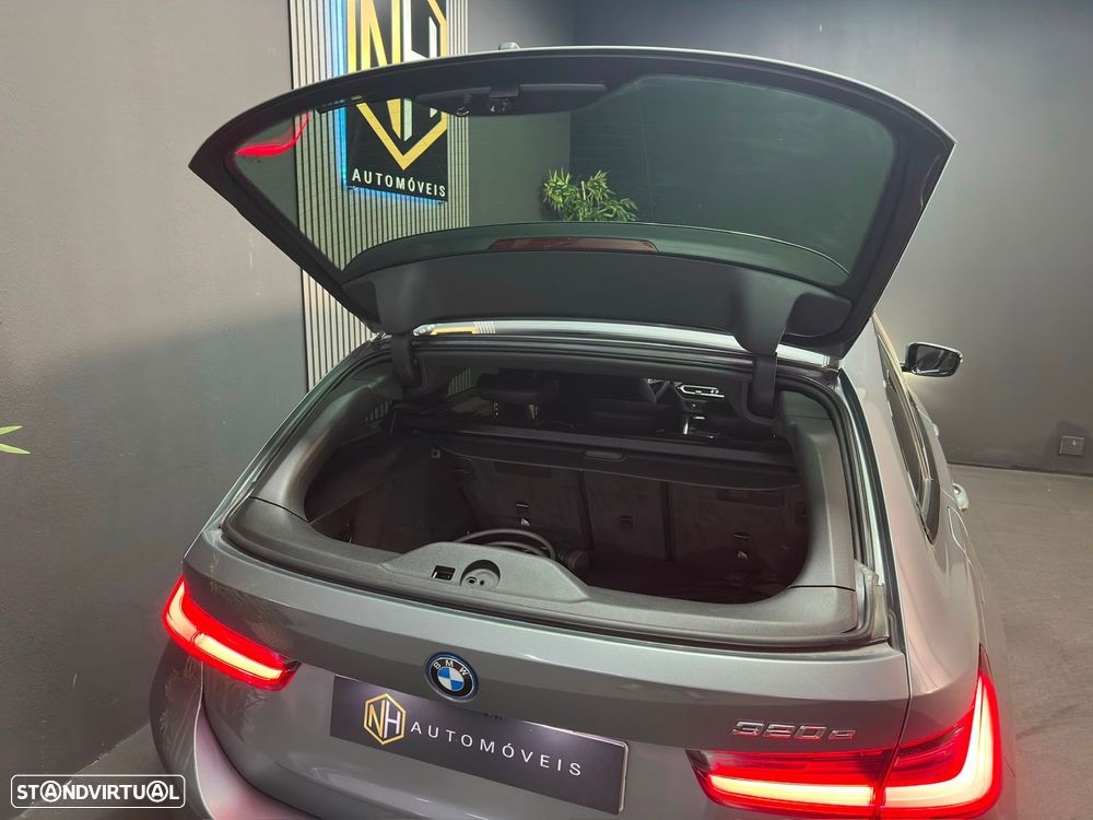BMW 320 - 17